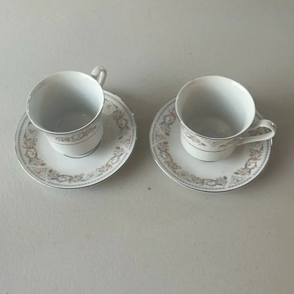 Vintage SILVERIE fine China cup and saucer 2pc set